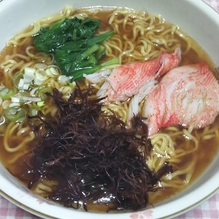 布海苔と蟹カマと小松菜入りラーメン☆